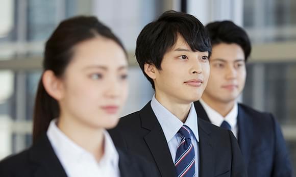 採用情報